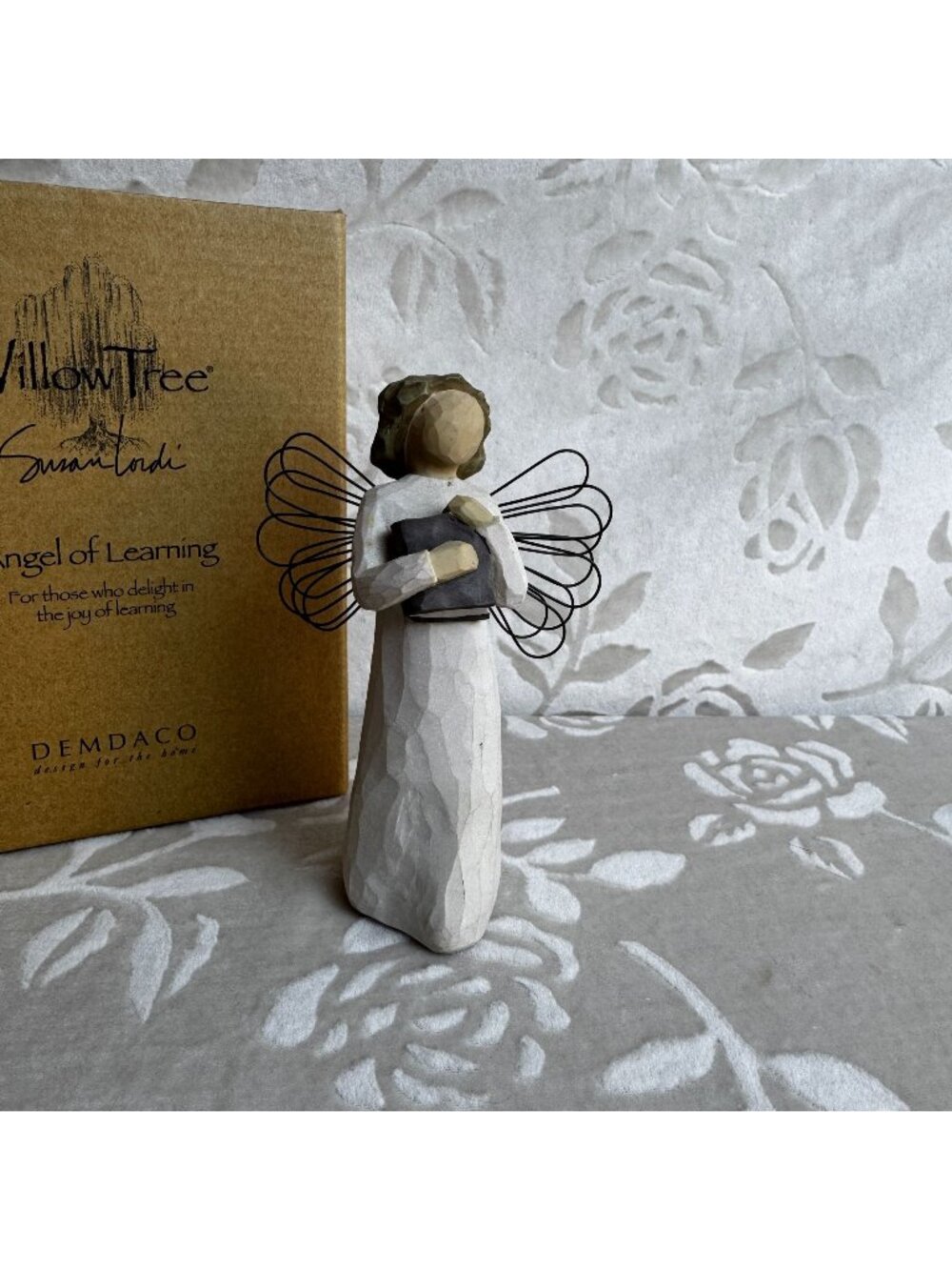 Willow Tree Angel Of Learning Figurine By Susan Lordi DEMDACO With Box 26017